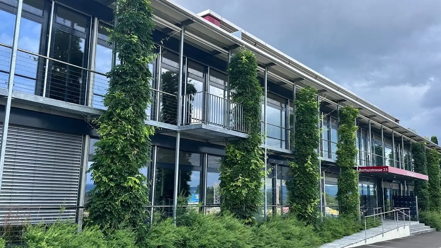 Spazio ufficio in affitto - Rothusstrasse 23, 6331 Hünenberg - Photo 2