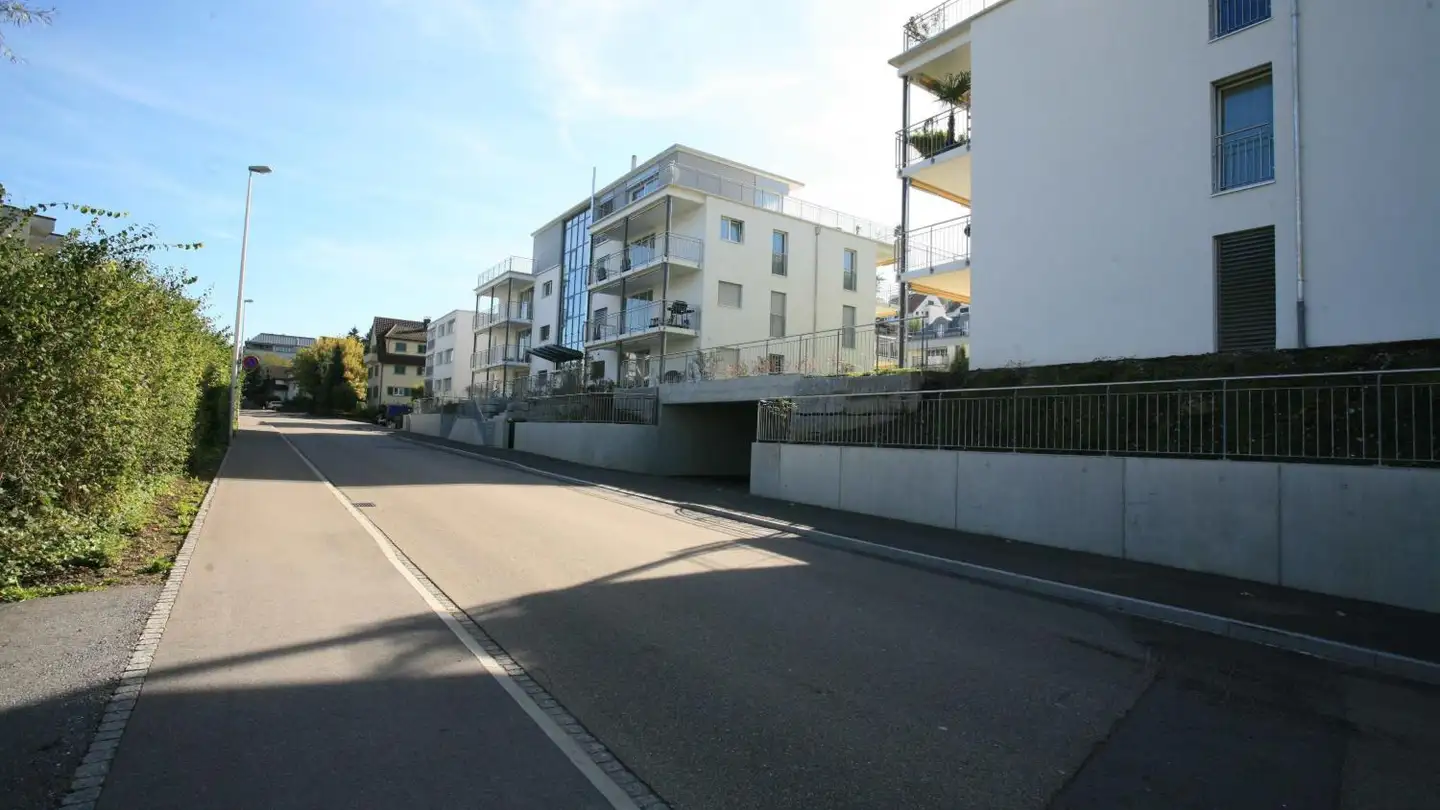 Garage singolo in affitto - Einsiedlerstrasse 208, 8810 Horgen