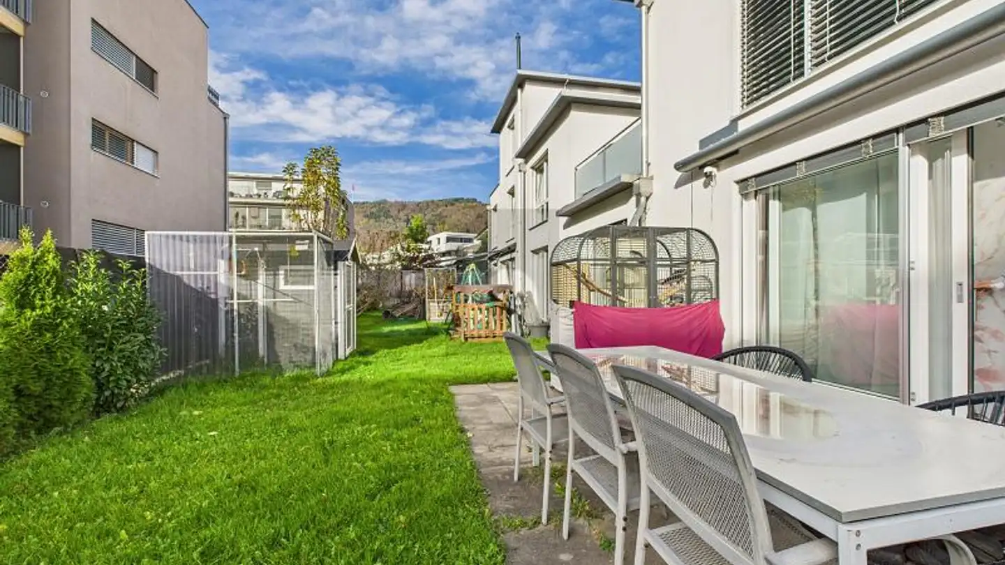 Residential building for sale - 9442 Berneck