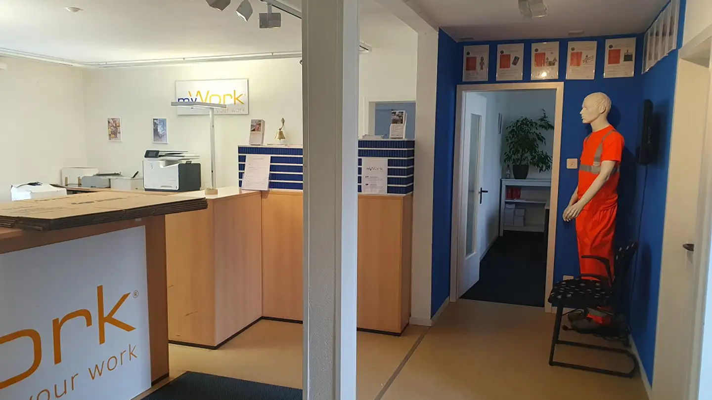 Bürofläche mieten - Sägenstrasse 8, 7000 Chur - Foto 3