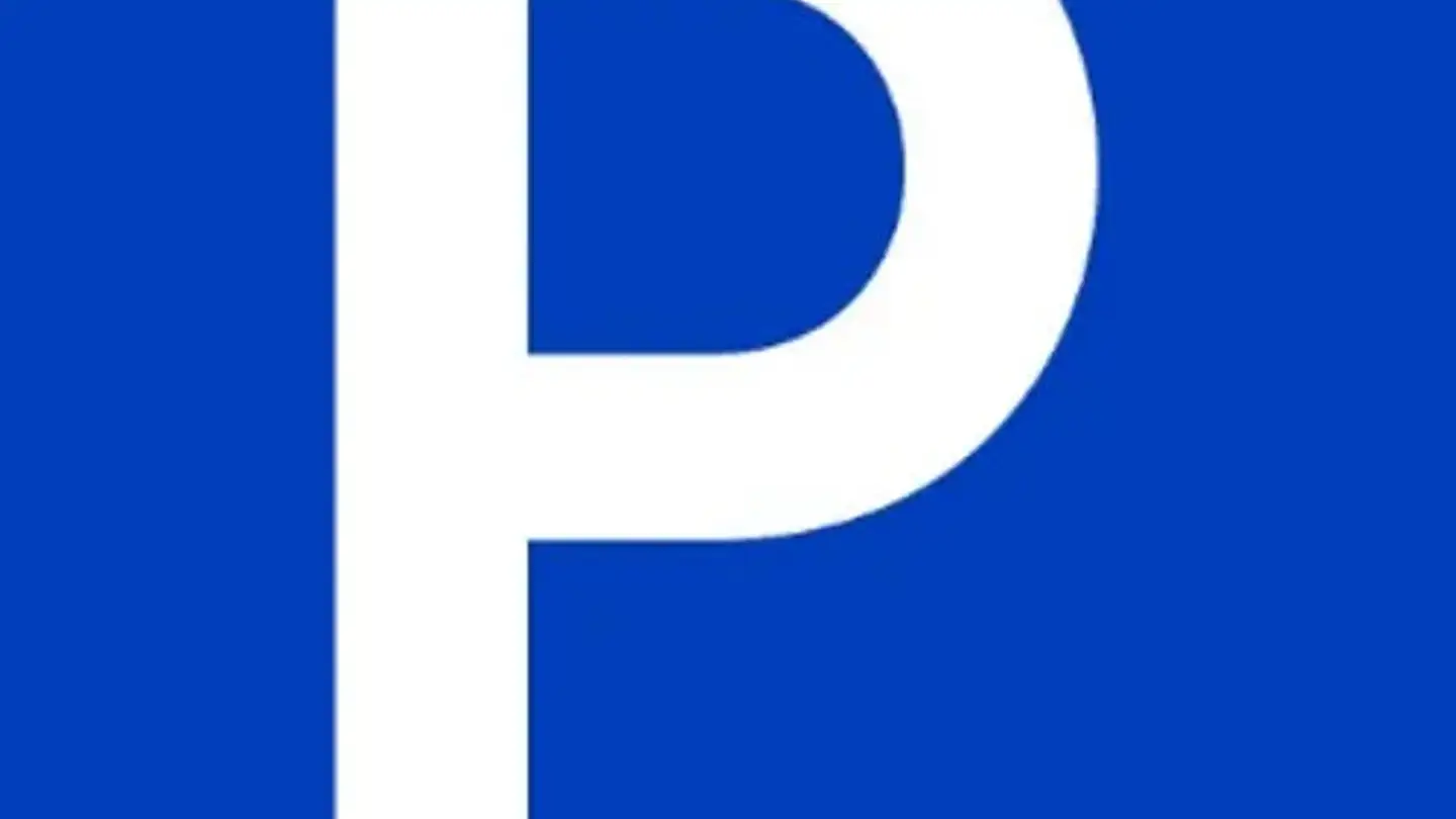Underground parking space for rent - Dorfstrasse 10, 8608 Bubikon