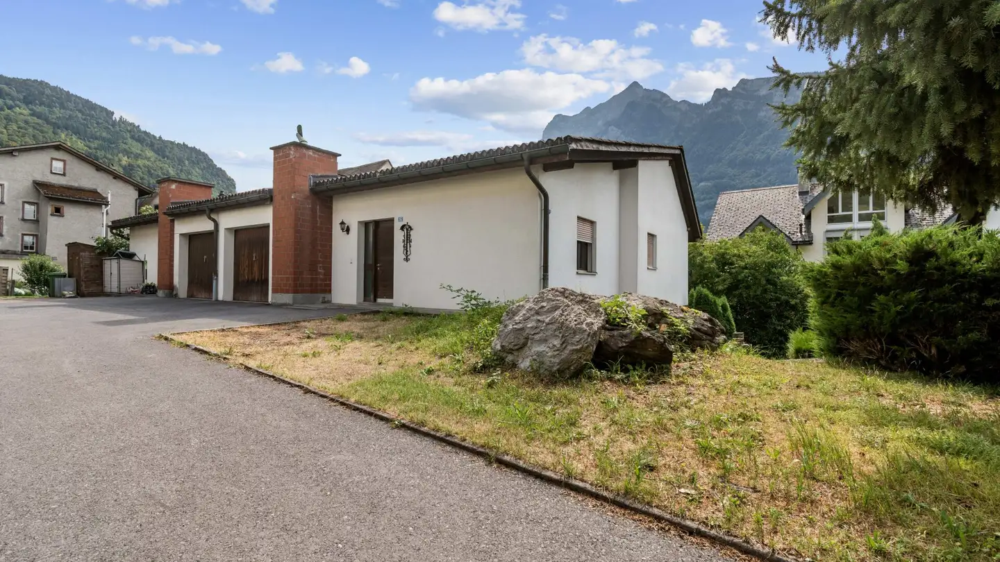 Single house for sale - Hertenackerstrasse, 8753 Mollis