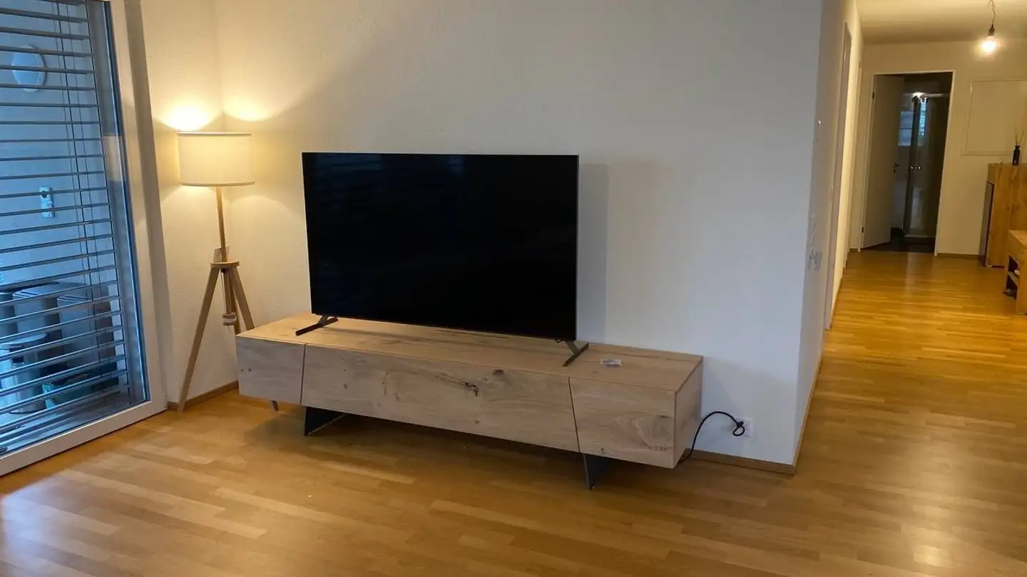 Wohnung mieten - Zelgackerstrasse, 8632 Tann - Foto 2