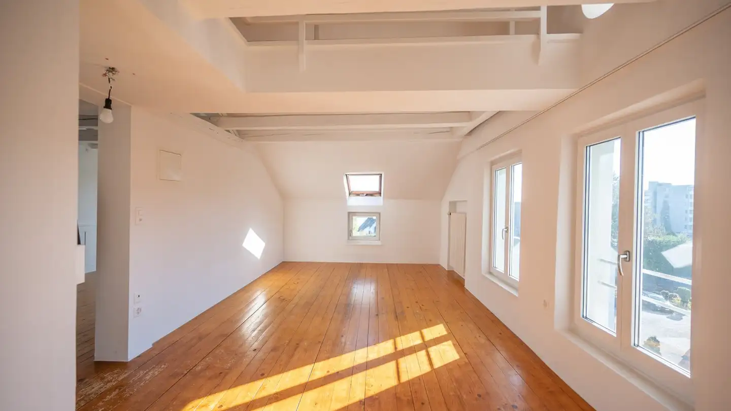 Attic flat for rent - Tischenlooweg 1, 8800 Thalwil - Photo 2