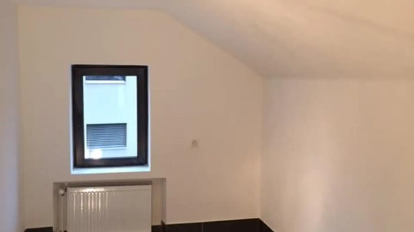Appartement à louer - Place De La Gare 5, 2735 Malleray - Photo 3