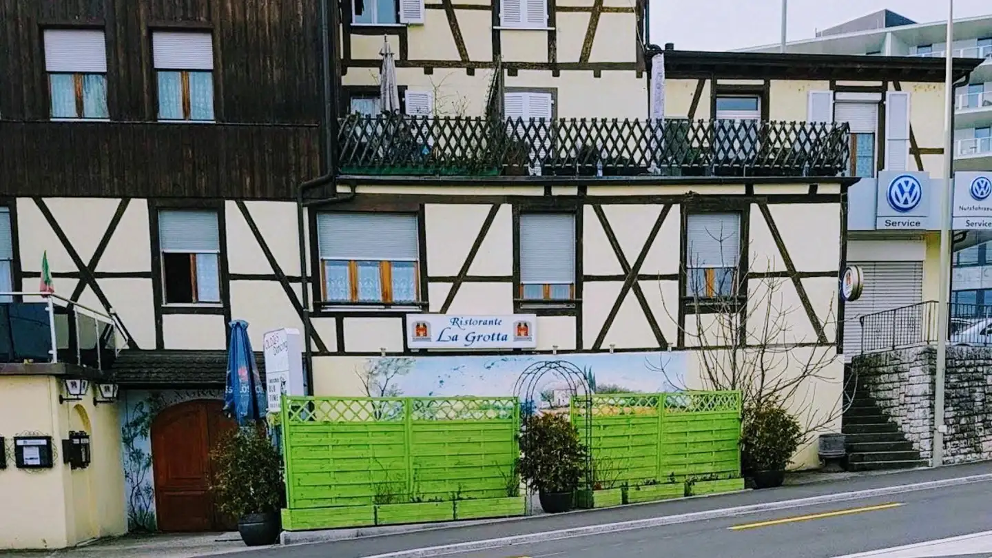 Commercial for rent - Schwertrainstrasse 4, 4142 Münchenstein - Photo 2