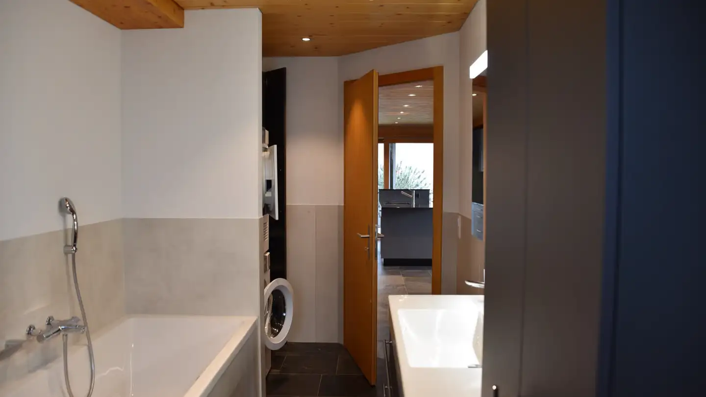 Wohnung mieten - Alter Oberländerweg, 3653 Oberhofen am Thunersee - Foto 4