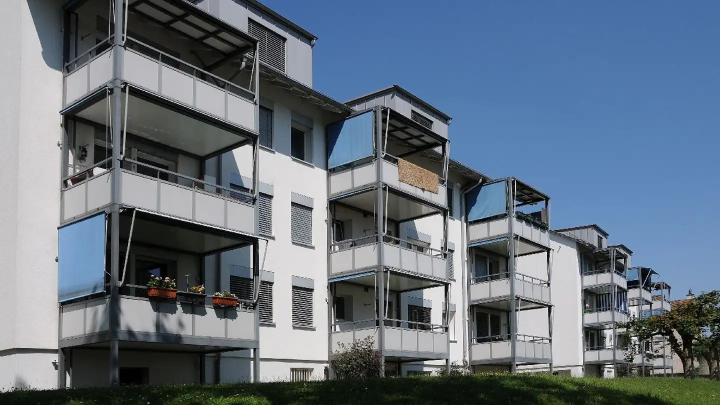 Dachgeschosswohnung mieten - Riedenerstrasse 3, 8304 Wallisellen
