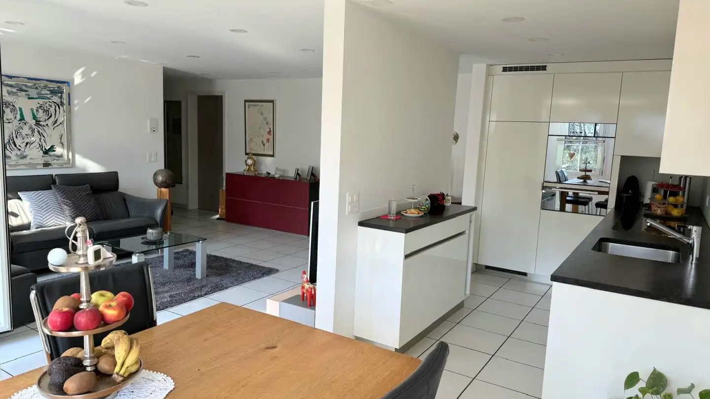 Apartment for sale - 8645 Jona