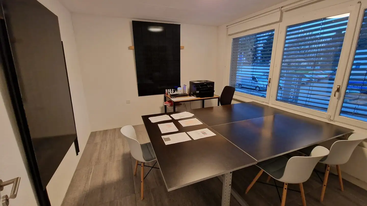 Commercial for rent - Chemin Du Vallon 1, 1030 Bussigny - Photo 4