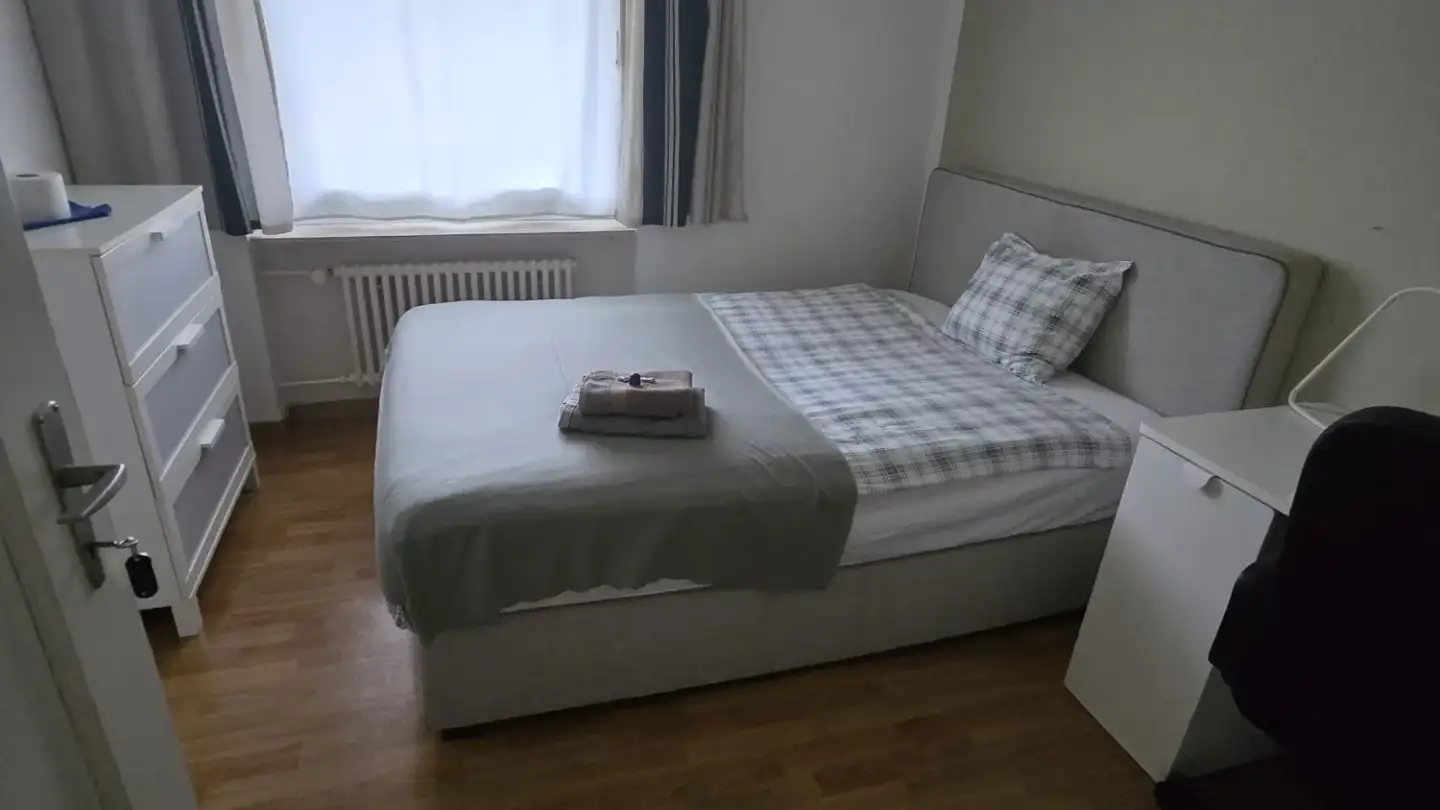 Chambre à louer - Am Oeschbrig 23, 8053 Zürich