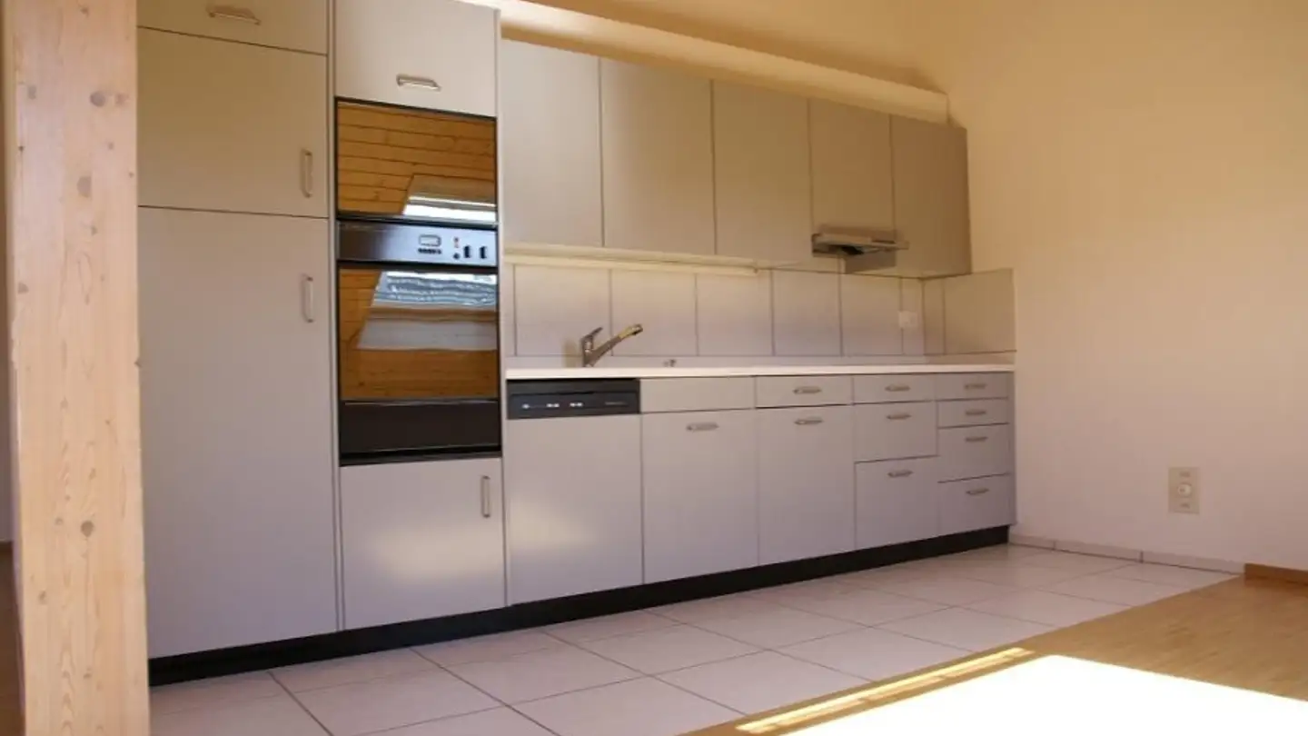 Attique à louer - Bühlstrasse 21, 8125 Zollikerberg - Photo 2