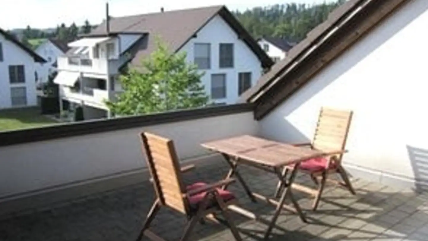 Attique à louer - Bühlstrasse 21, 8125 Zollikerberg