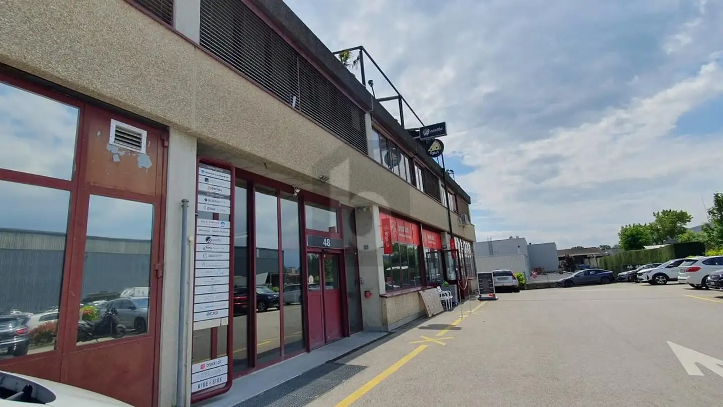 Mixed-use building for sale - 1260 Nyon