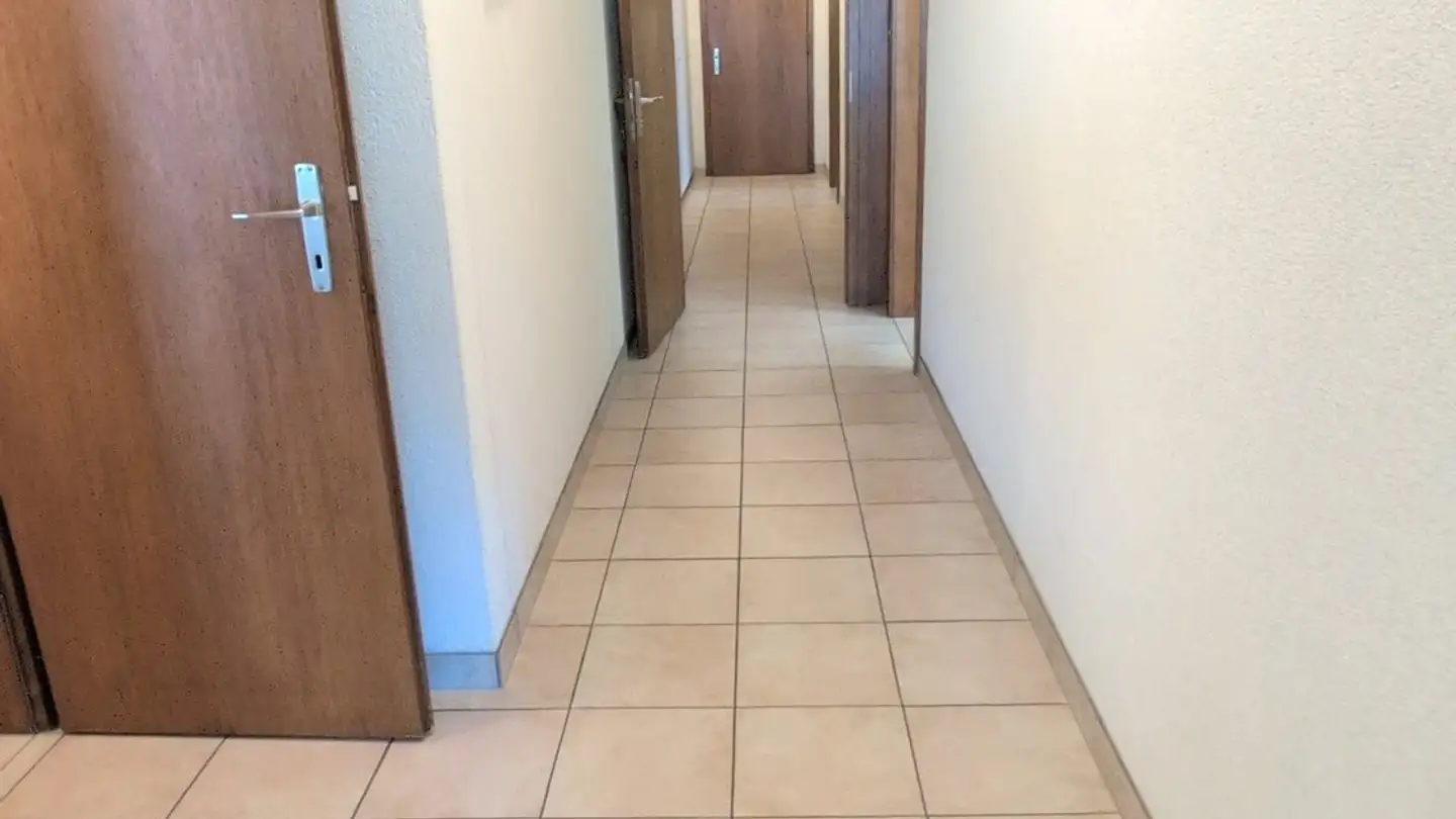 Commerciale in affitto - Avenue Des Grandes Maresches 108, 1920 Martigny - Foto 2