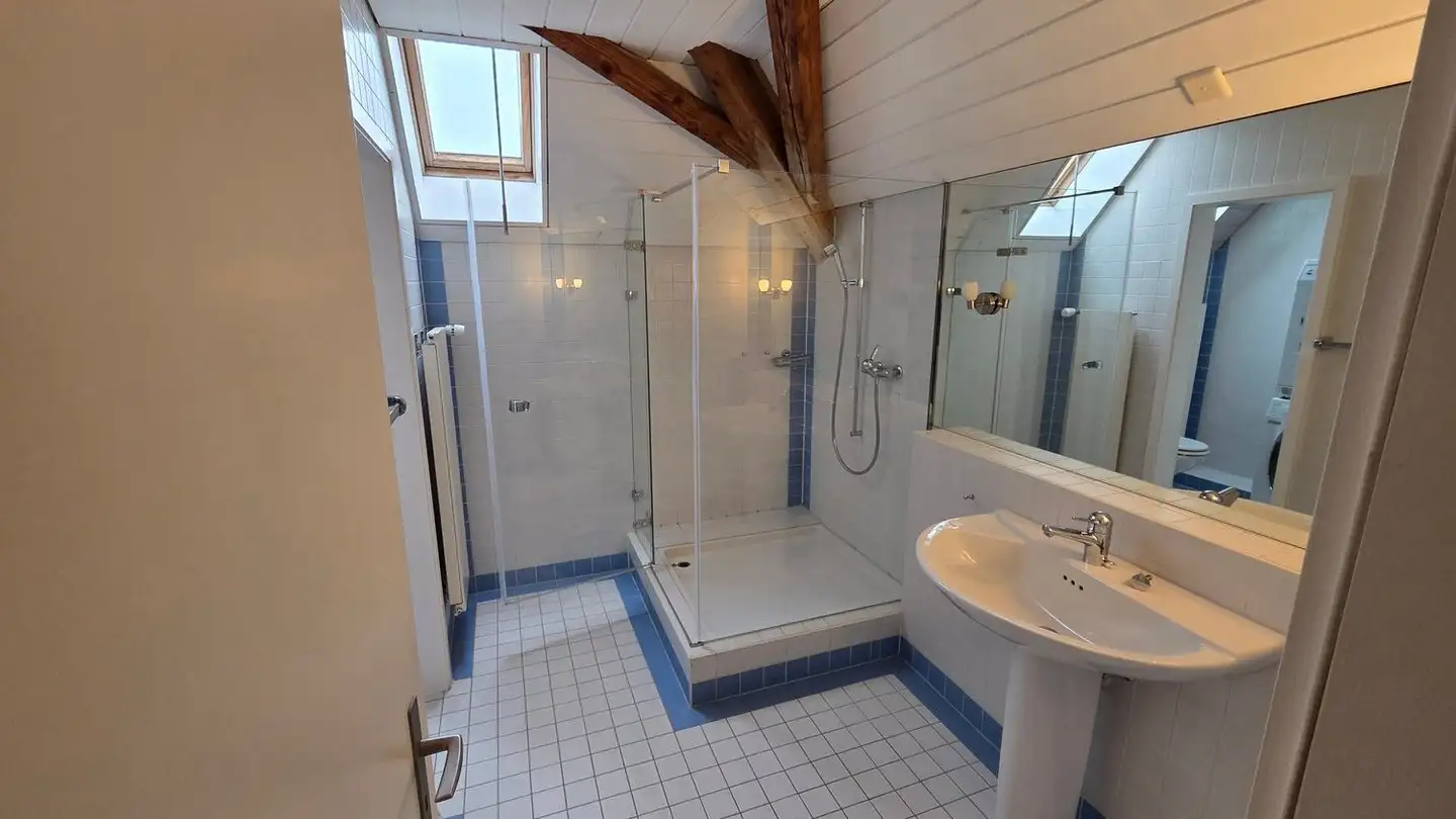 Attic flat for rent - Marktplatz 10, 3250 Lyss - Photo 3