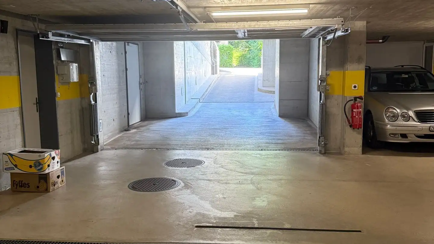 Parcheggio sotterraneo in affitto - Wolfbachstrasse, 8032 Zürich - Photo 2