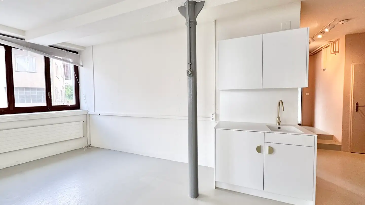 Mixed-use building for rent - Schaffhauserstrasse 34, 8451 Kleinandelfingen - Photo 4