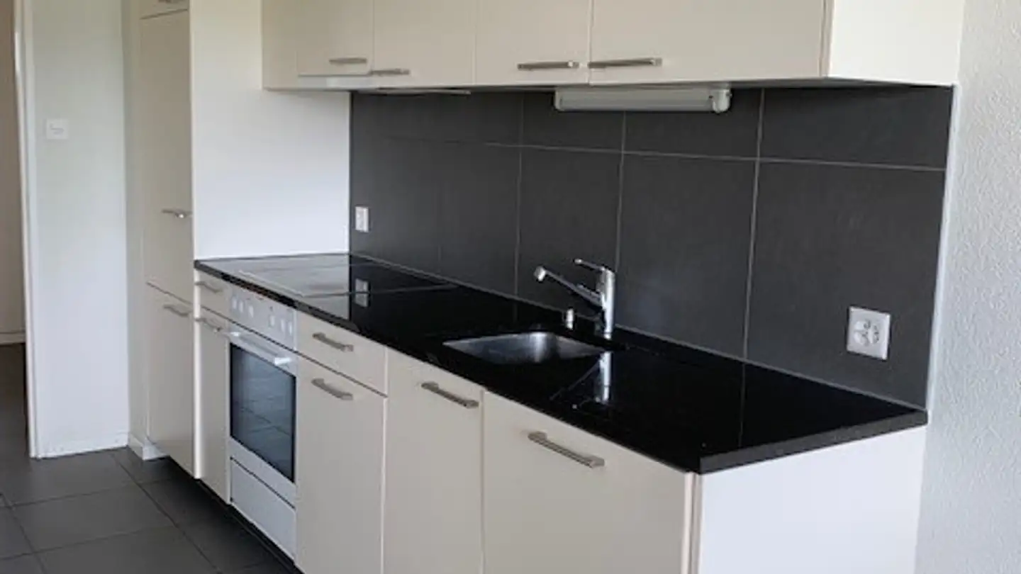 Appartamento in affitto - Avenue Pierre-De-Savoie 52, 1400 Yverdon-les-Bains - Foto 4