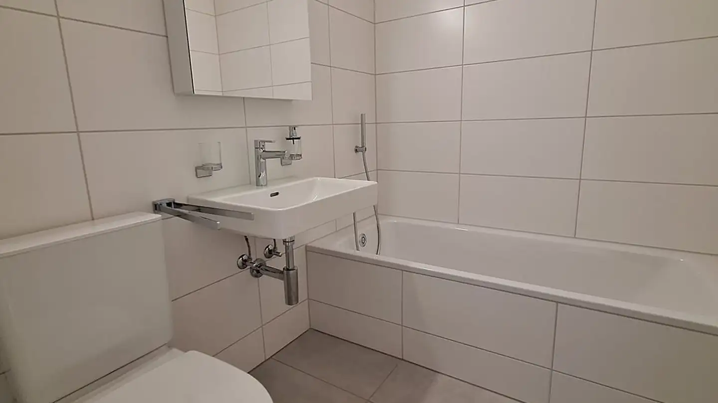 Apartment for rent - Pilatusstrasse 33, 5737 Menziken - Photo 2