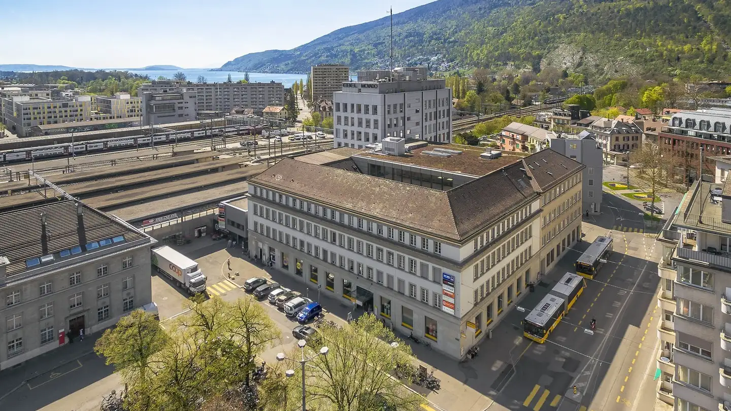 Shop for rent - Place De La Gare / Bahnhofplatz 2, 2502 Biel/Bienne
