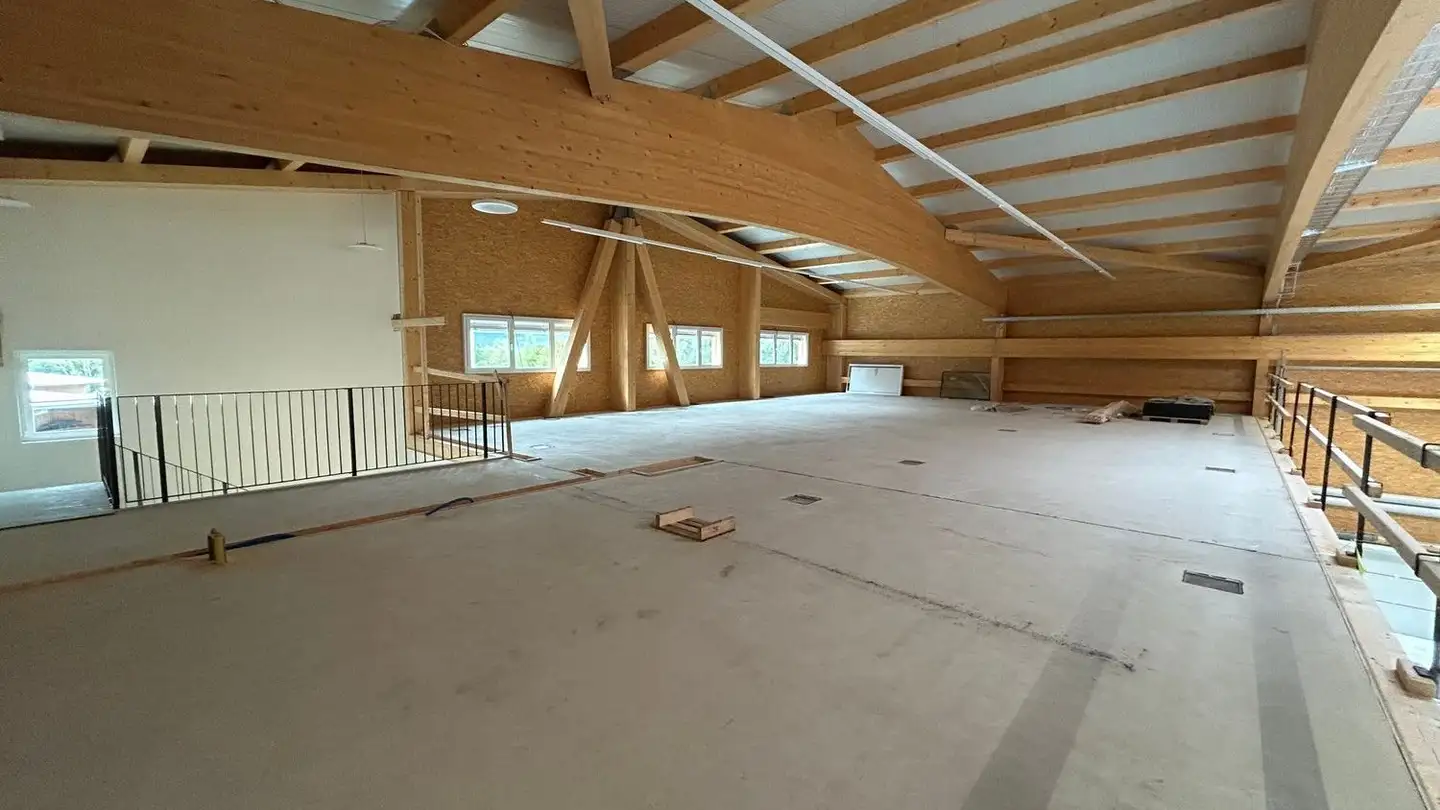 Spazio ufficio in affitto - Allmendstrasse 6, 6454 Flüelen