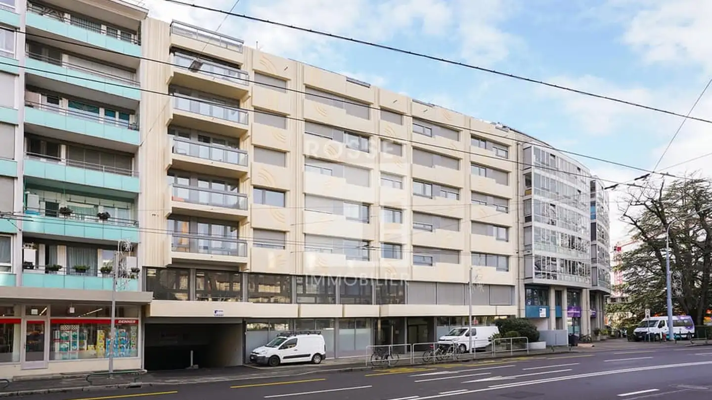 Garage individuel à louer - Avenue De Châtelaine 91, 1219 Châtelaine