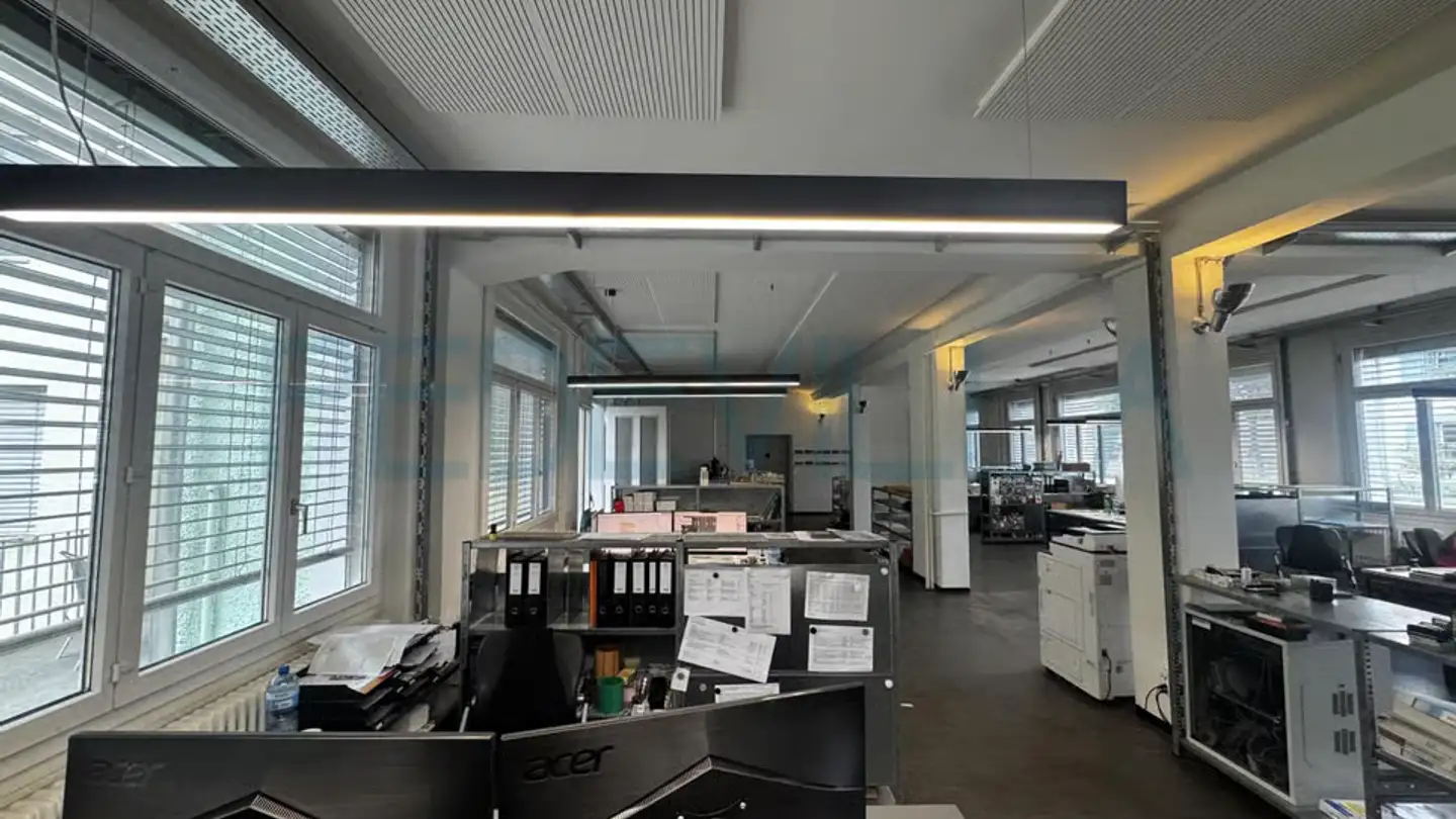 Commercial à louer - Rue De La Gurzelen / Gurzelenstrasse 31, 2502 Biel/Bienne - Photo 3