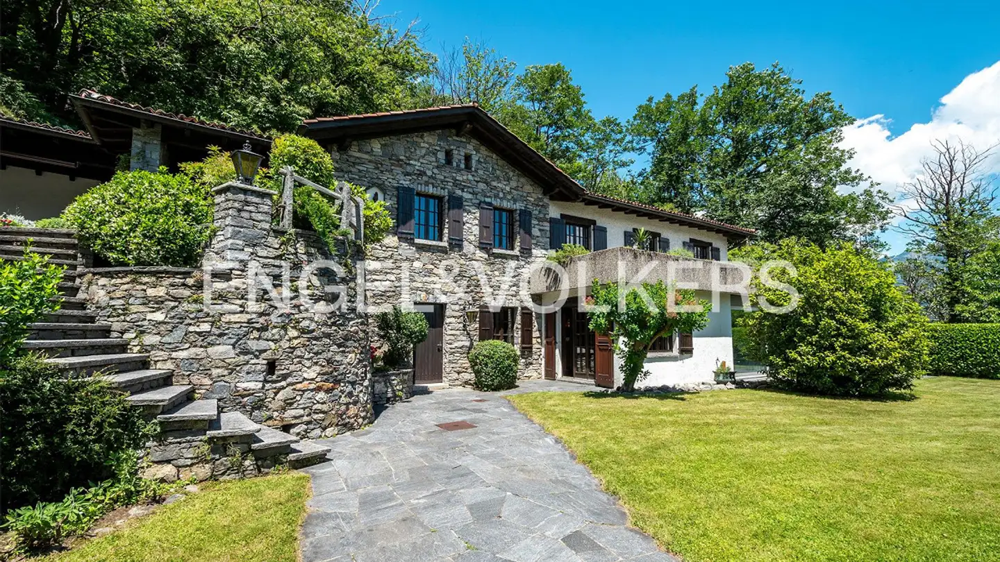 Single house for sale - 6622 Ronco sopra Ascona