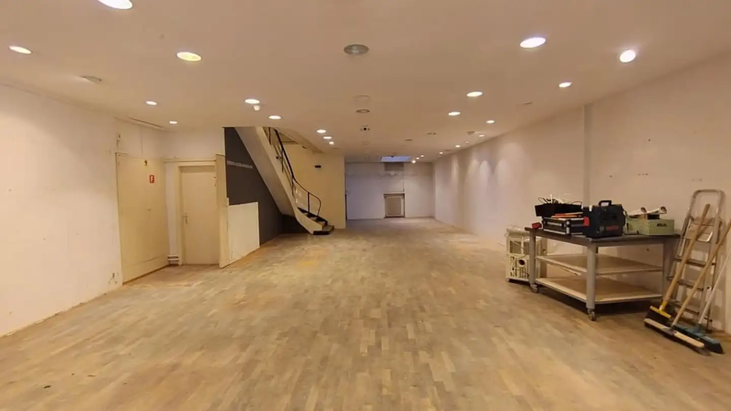 Commercial for rent - Rue Du Lac 5, 1400 Yverdon-les-Bains - Photo 2