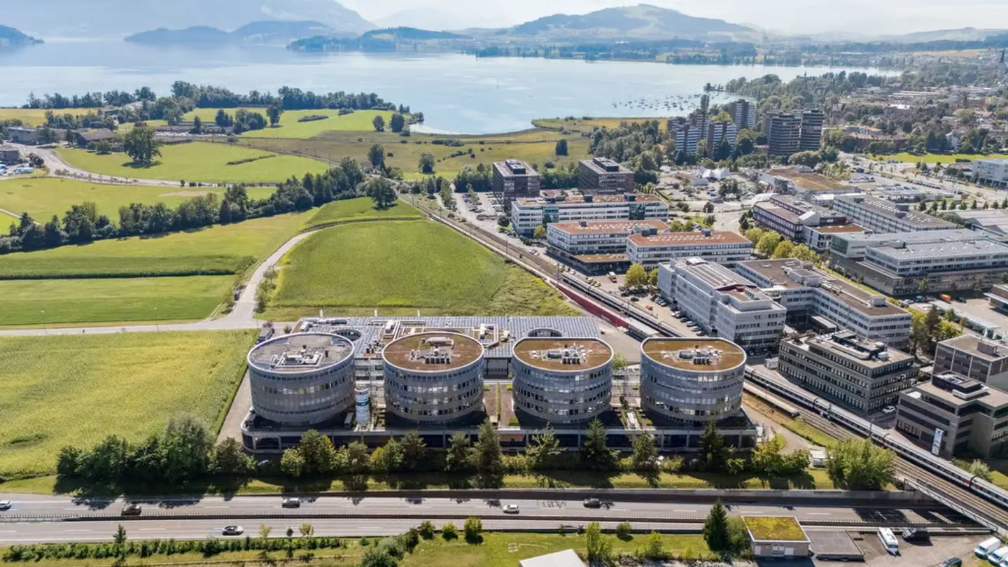 Bureau à louer - Turmstrasse 30, 6312 Steinhausen