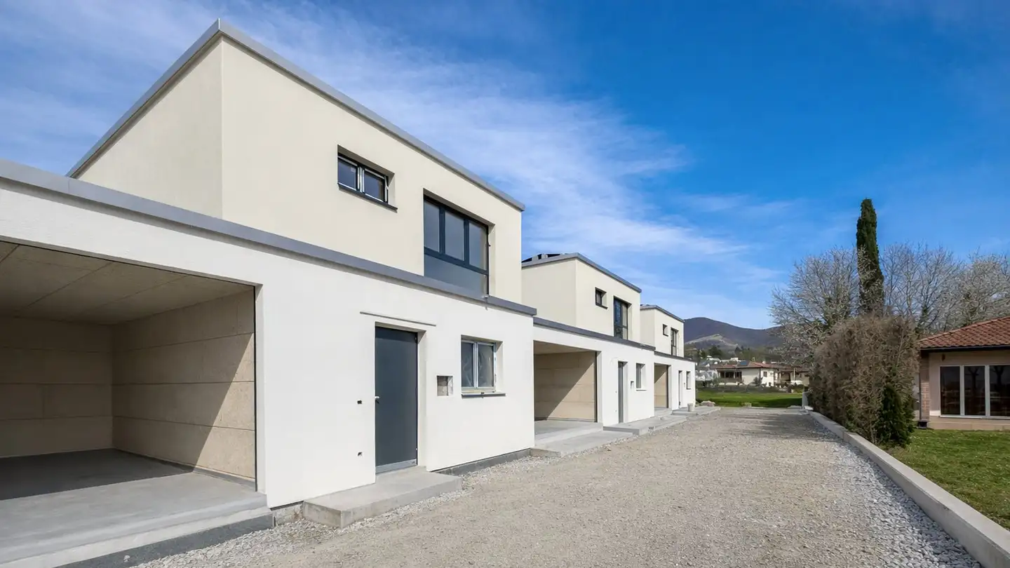 Casa a schiera in vendita - Via Montalbano, 6855 Stabio