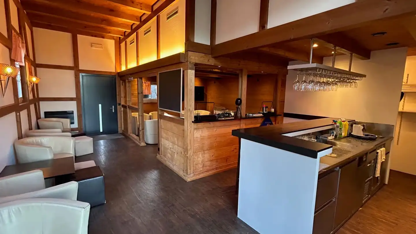 Bar for rent - Burgauerstrasse 1613, 9230 Flawil