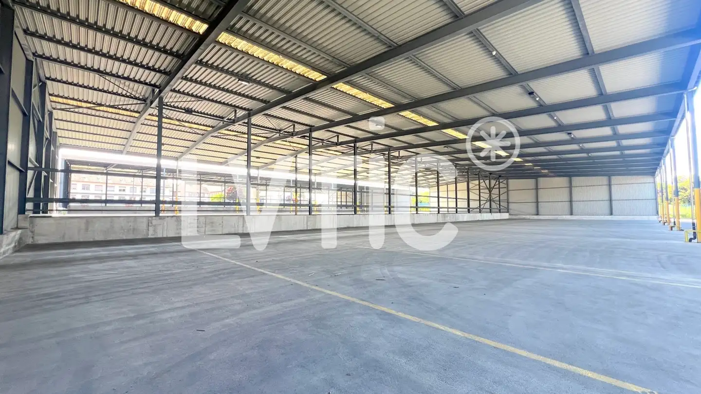 Storage space for rent - 1162 St-Prex