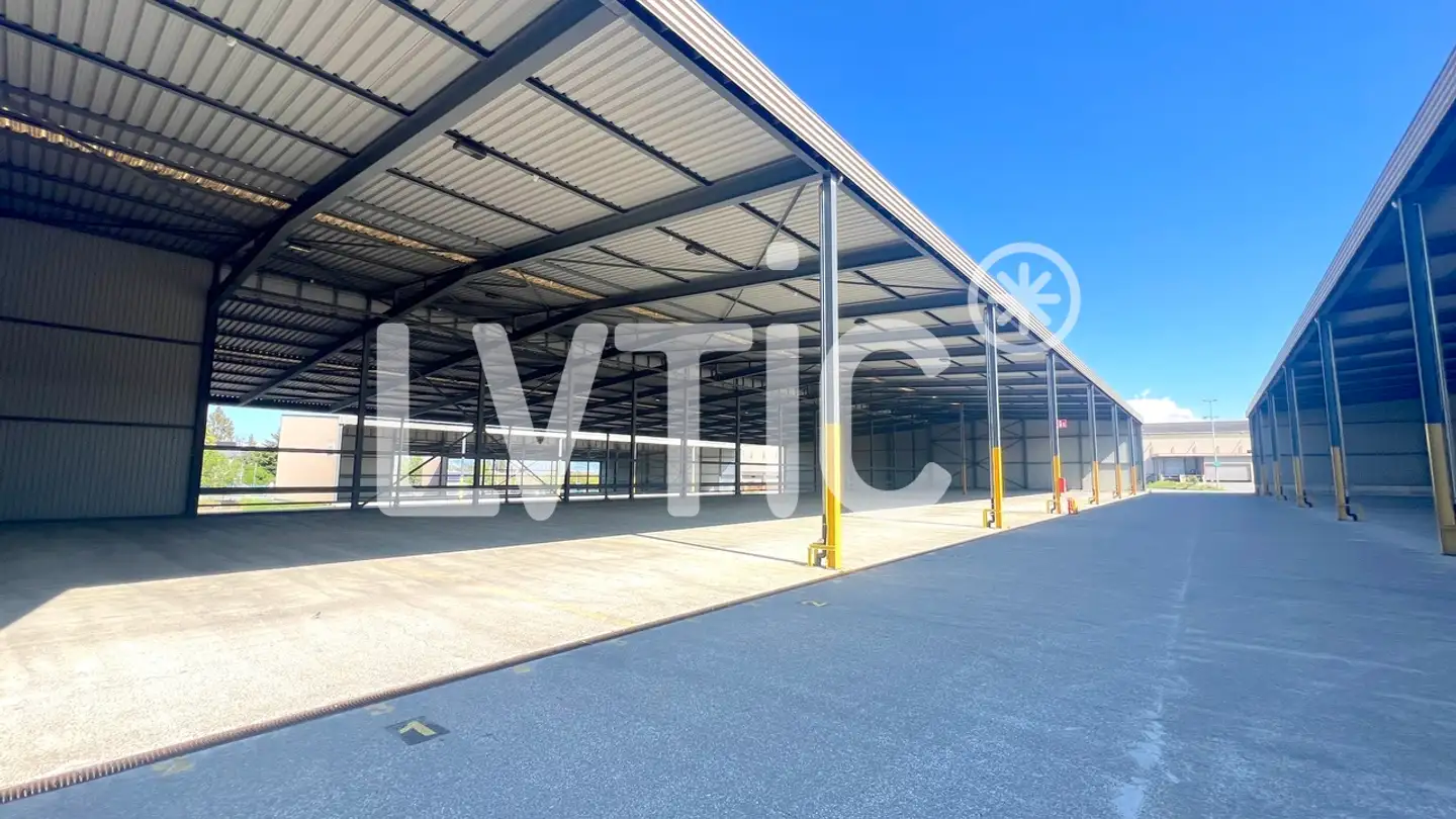 Storage space for rent - 1162 St-Prex - Photo 4