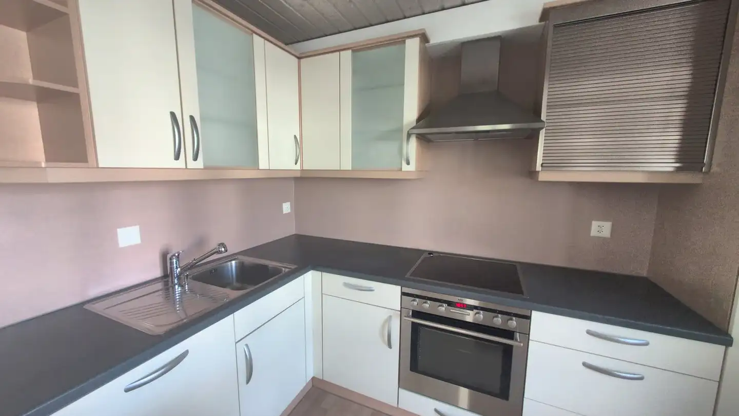 Apartment for rent - Avenue De La Gare 9, 1955 St-Pierre-de-Clages - Photo 3