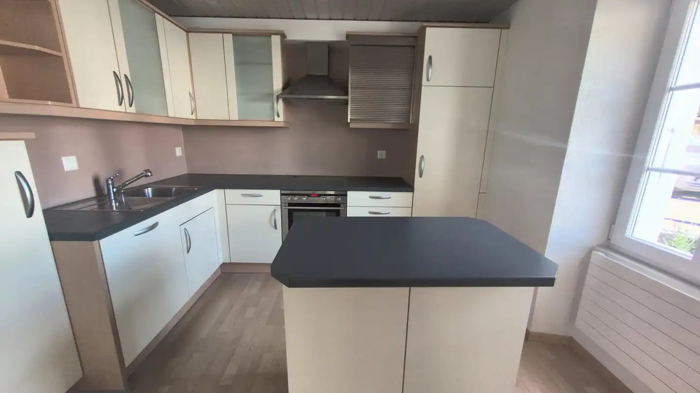 Apartment for rent - Avenue De La Gare 9, 1955 St-Pierre-de-Clages - Photo 4