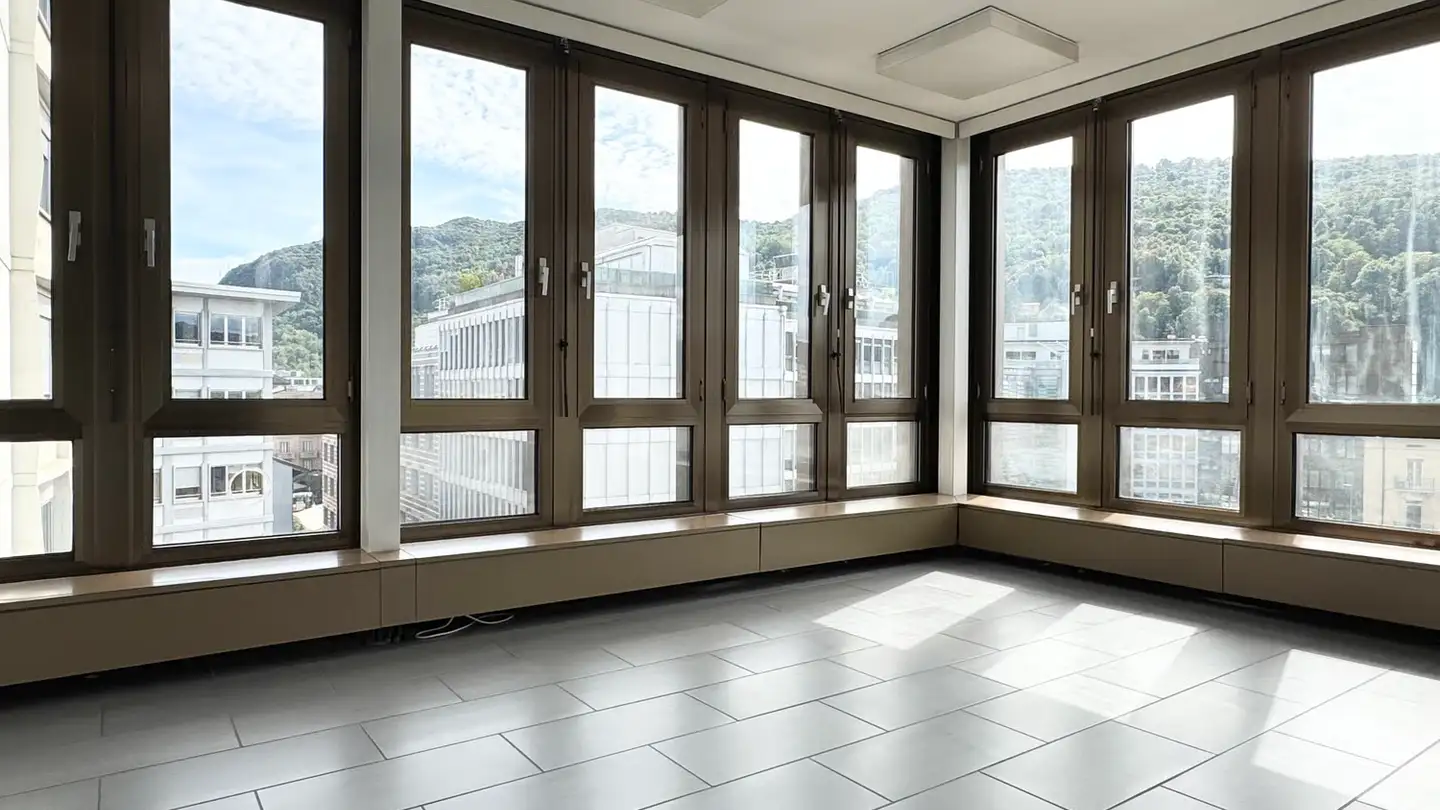 Bureau à louer - Corso San Gottardo 34, 6830 Chiasso