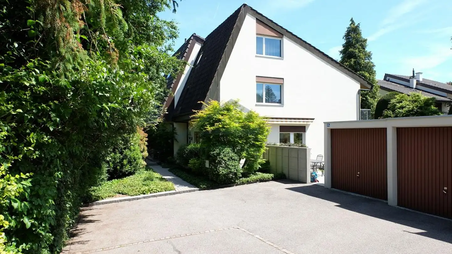 Doppelhaushälfte kaufen - Im Bertschenacker 26, 4103 Bottmingen