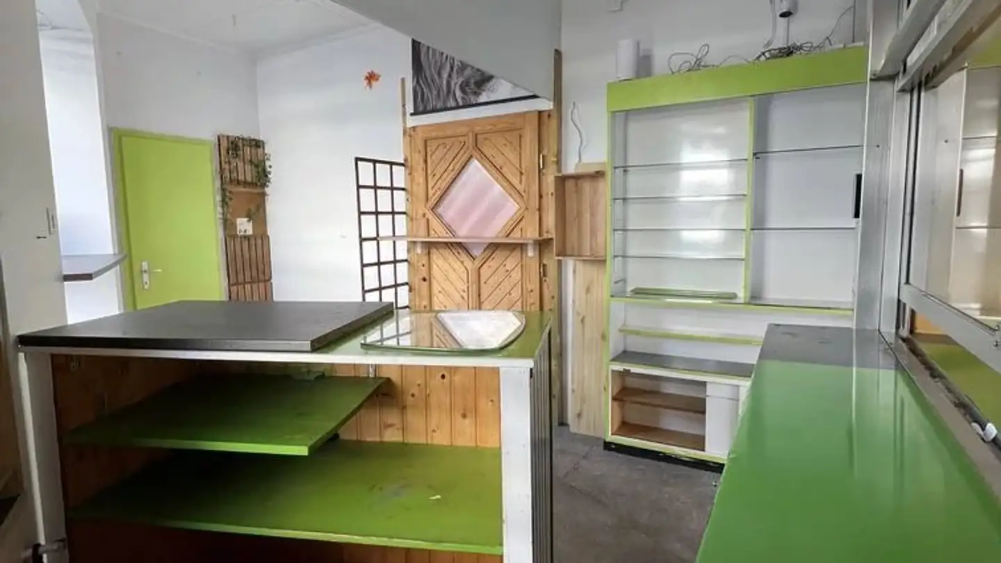 Arcade for rent - Avenue Du Crochetan 2, 1870 Monthey - Photo 4