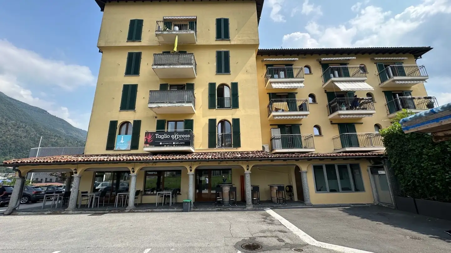 Appartement à louer - Via Locarno 58, 6616 Losone