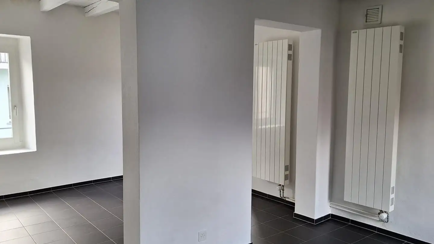 Casa singola in affitto - Via In Paes 42, 6572 Quartino - Photo 4