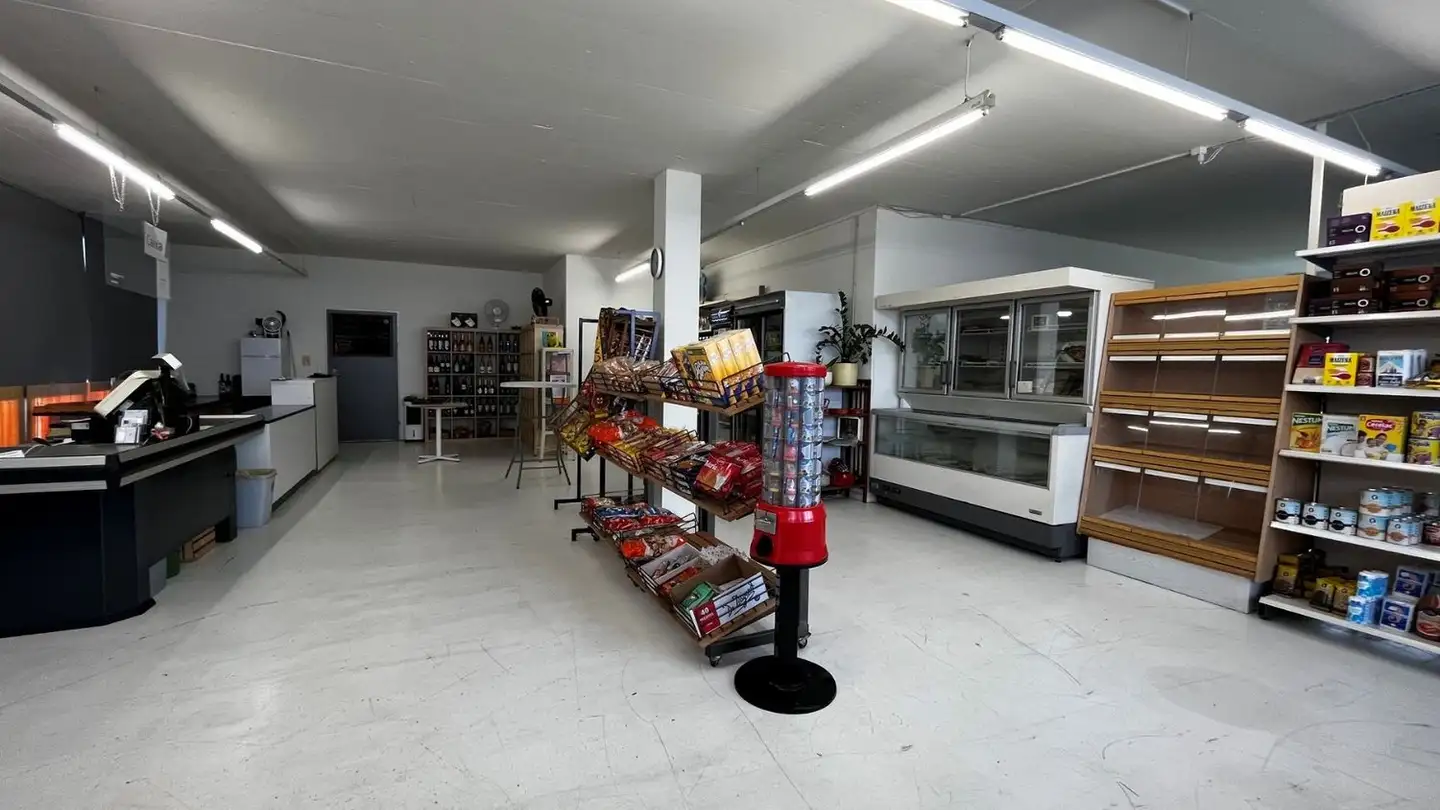 Shop for rent - Hauptstrasse 75, 6260 Reiden - Photo 2