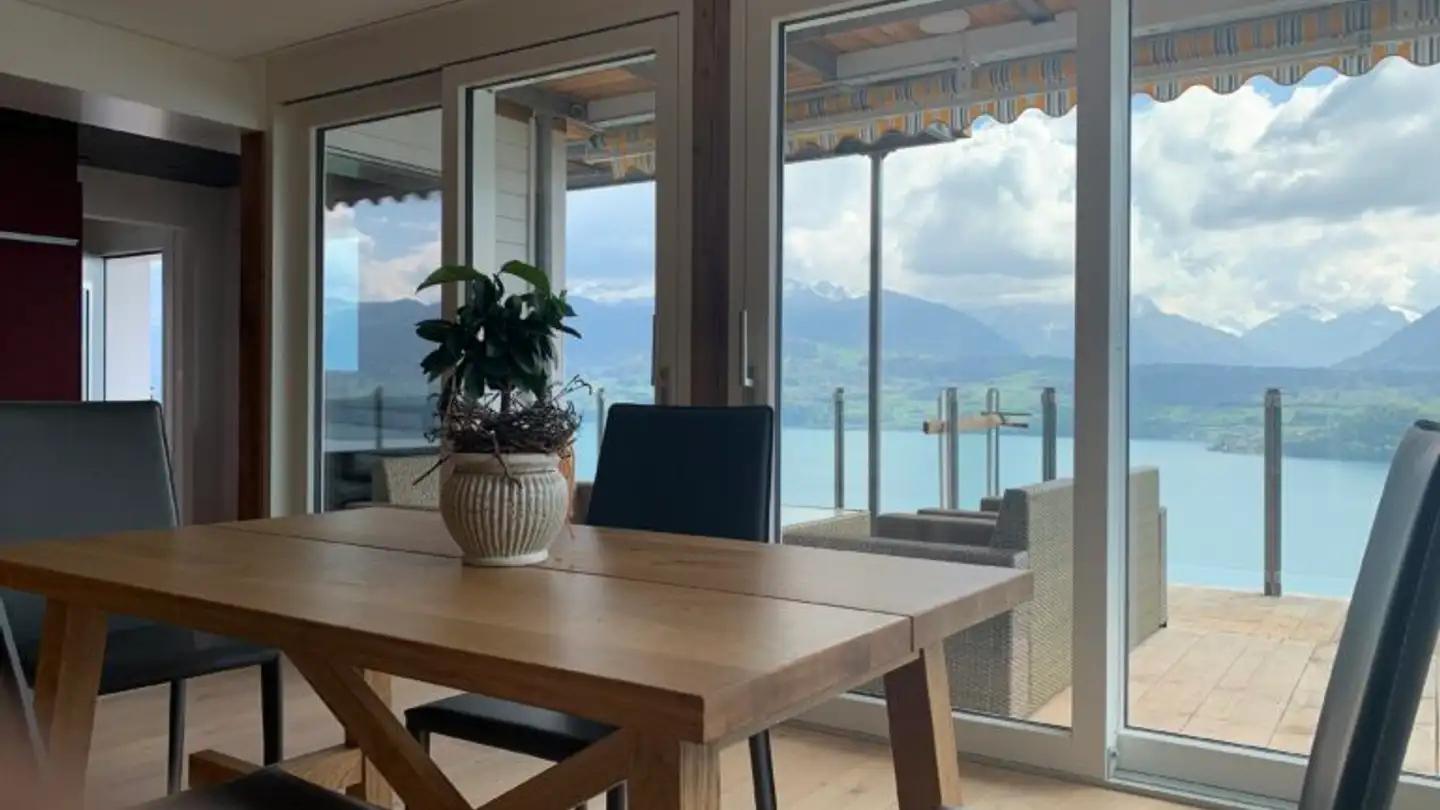 Appartement meublé à louer - 3655 Sigriswil