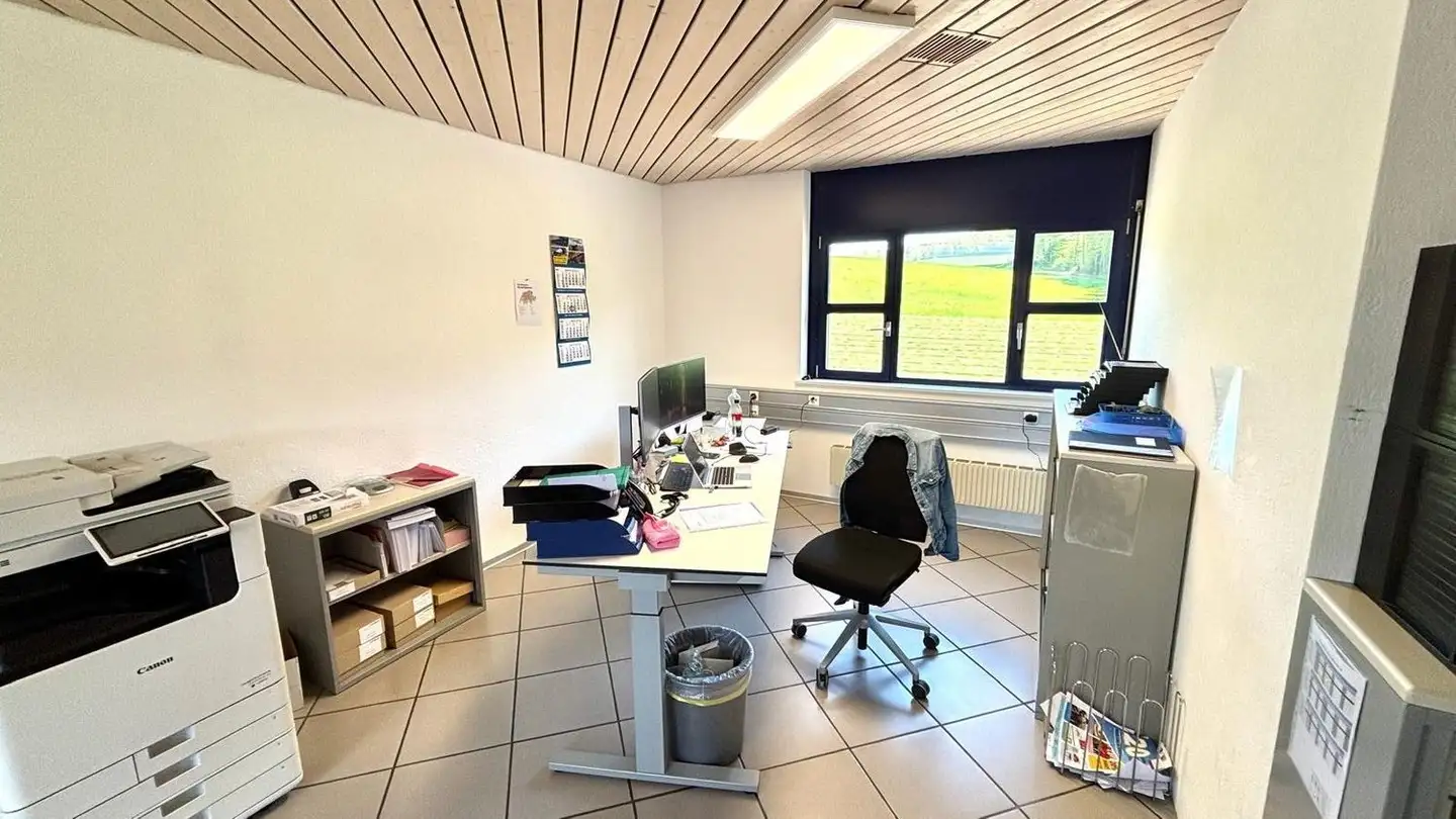Office space for rent - Warpelstrasse, 3186 Düdingen