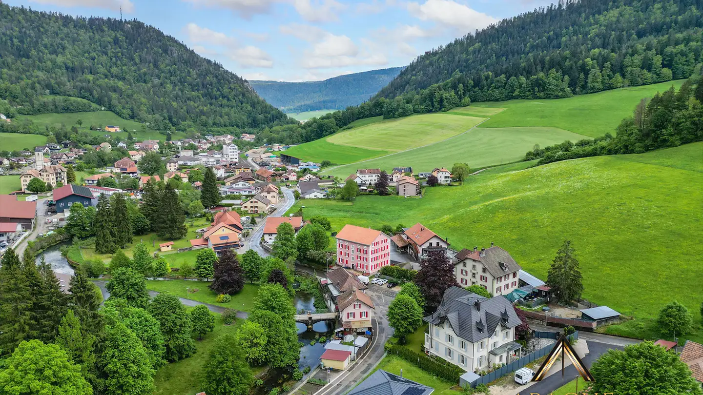 Villa for sale - Quartier Du Soleil 13, 2123 St-Sulpice NE - Photo 3