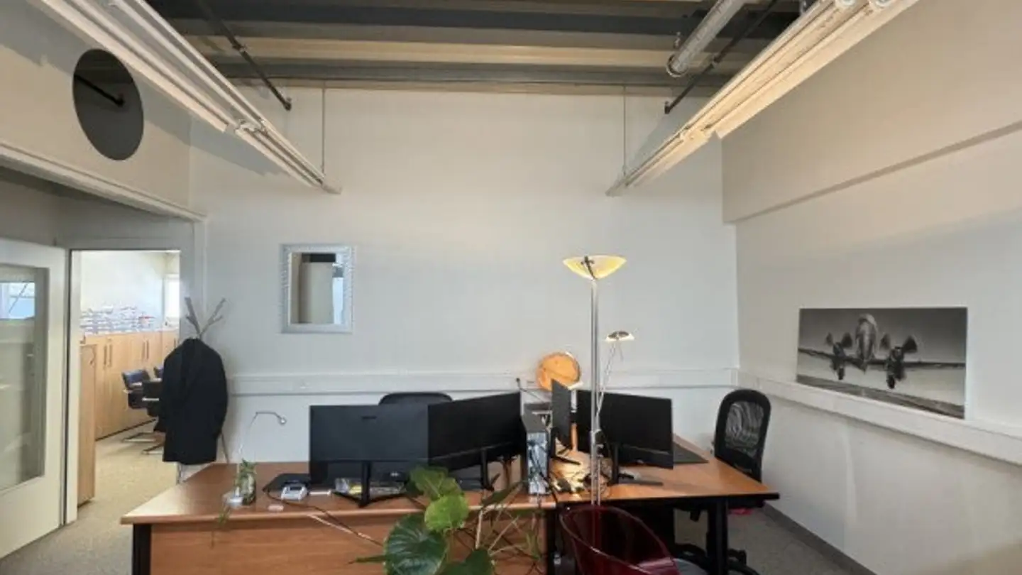 Office space for rent - 1180 Rolle