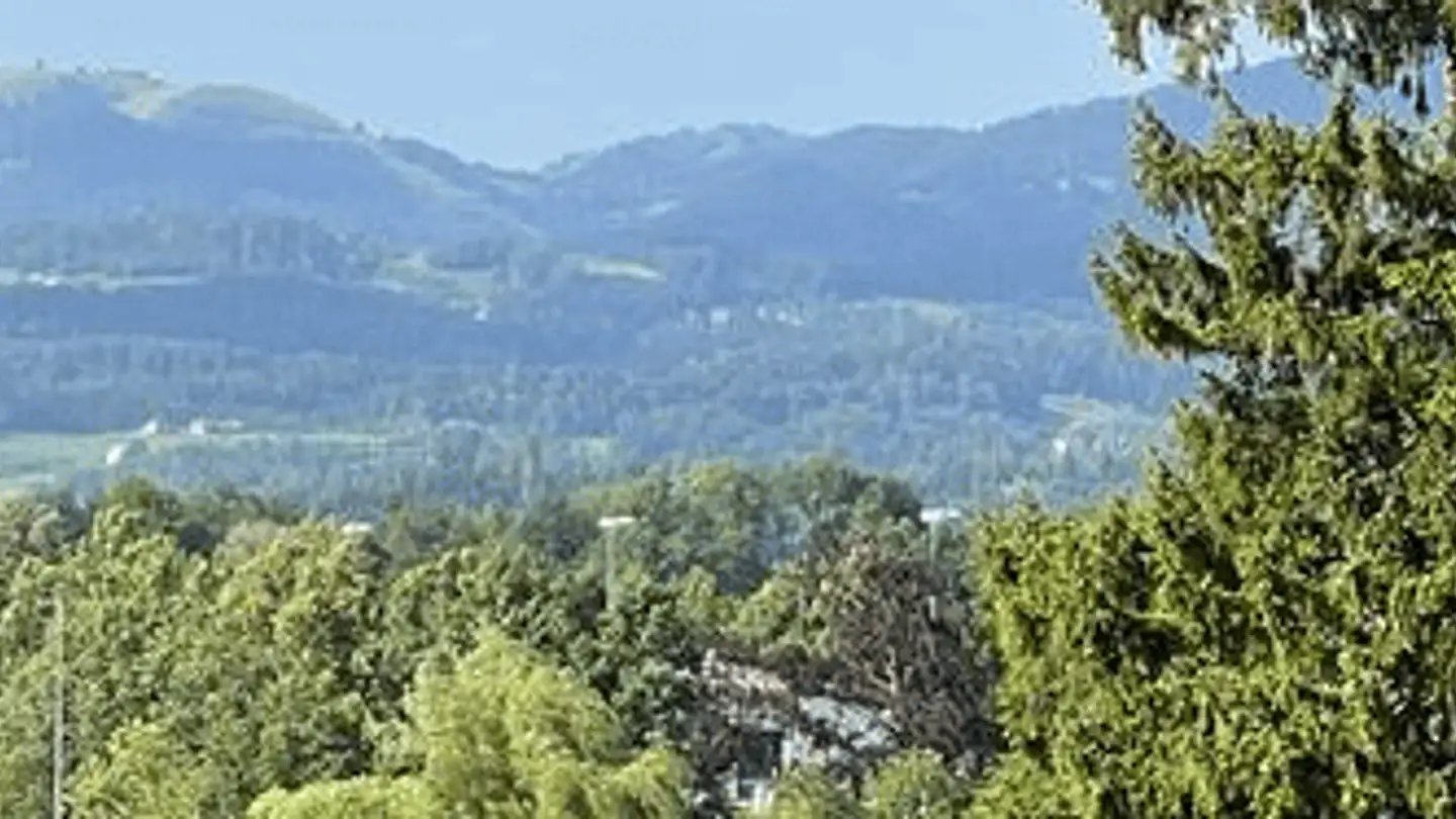 Wohnung mieten - 8853 Lachen SZ