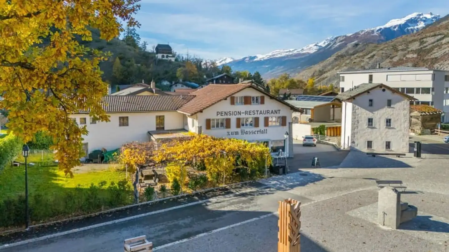 Commercial for rent - Marktplatzstrasse 2, 3946 Turtmann