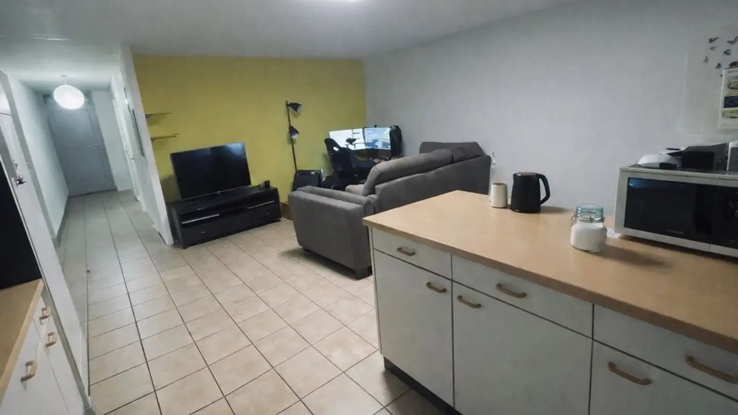 Apartment for rent - Avenue De La Gare 1, 1896 Vouvry - Photo 2